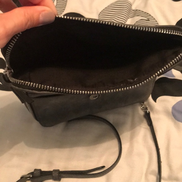 Cross body purse - Picture 2 of 3